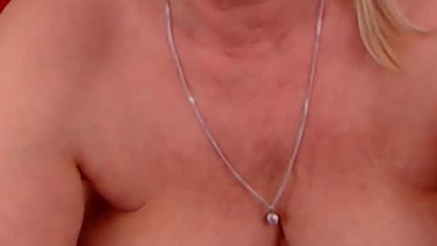 Snapshot of experiencedalana chatting on 03-02-25, 12:42 Alana online show from 03-02-25, 12:42