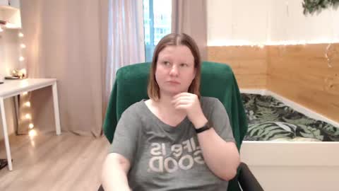 Snapshot of exponentex5 chatting on 05-11-26, 06:05 Crystal online show from 05-11-26, 06:05