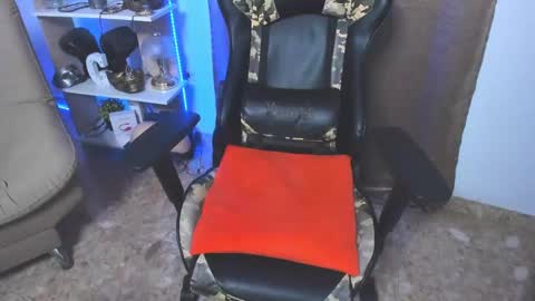 GABRIEL online show from 02-19-25, 01:40