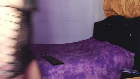 Snapshot of extasis_live chatting on 10-19-25, 02:45 extasis_live online show from 10-19-25, 02:45