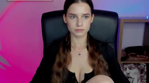 Snapshot of extasy_maya chatting on 09-16-25, 06:25 Maya online show from 09-16-25, 06:25