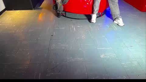 extrangers online show from 02-26-26, 12:37