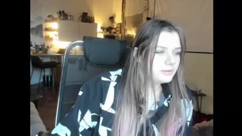 Yara online show from 02-05-26, 02:00