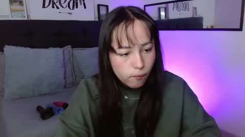 eymmy_24 online show from 09-09-25, 02:55