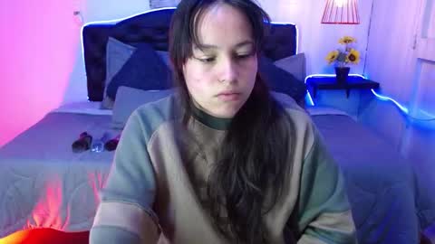 eymmy_24 online show from 09-21-25, 05:42