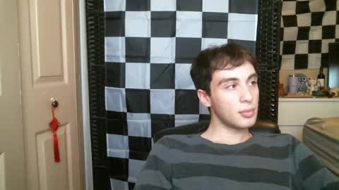 Ezra Naamah online show from 01-21-25, 06:02