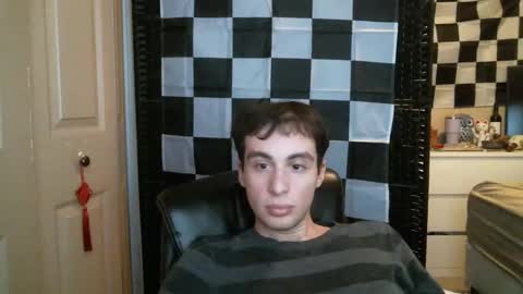 Ezra Naamah online show from 01-21-25, 09:04