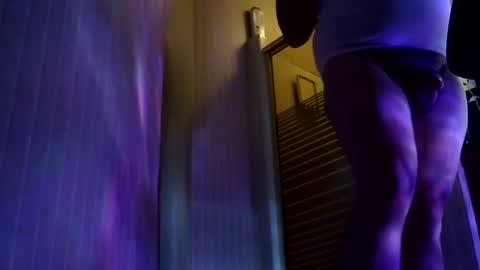 Snapshot of f4rtmaker chatting on 09-17-25, 04:25 f4rtmaker online show from 09-17-25, 04:25