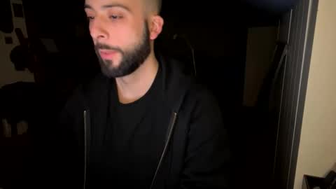 f952380645958 online show from 01-11-26, 06:57