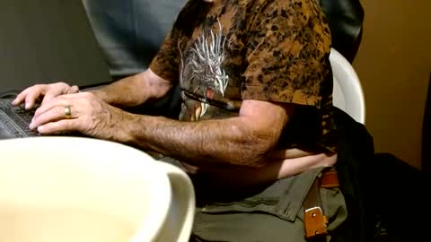 What Do You Like online show from 12-18-24, 08:25