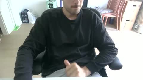 Snapshot of fabian_196 chatting on 05-03-26, 08:53 Call me bitch online show from 05-03-26, 08:53