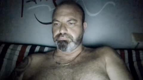 Snapshot of fabiann38 chatting on 07-08-26, 01:10 fabiann38 online show from 07-08-26, 01:10