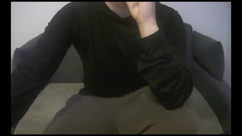 Snapshot of facelessescape chatting on 03-11-26, 11:38 FacelessEscape online show from 03-11-26, 11:38
