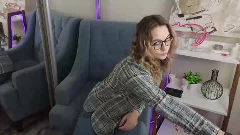 Snapshot of faecavaness chatting on 11-09-25, 07:06 faecavaness online show from 11-09-25, 07:06