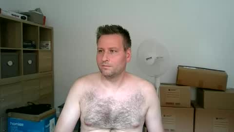 Snapshot of faer_087 chatting on 09-17-25, 11:34 faer_087 online show from 09-17-25, 11:34