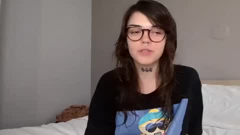 Faerie 3 online show from 04-16-26, 09:39