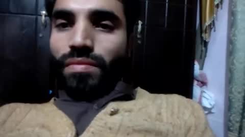 Snapshot of fahad783297 chatting on 11-23-25, 06:52 fahad783297 online show from 11-23-25, 06:52