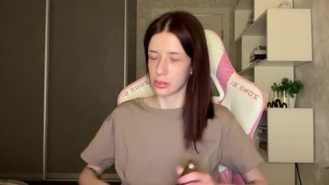 Bloom  online show from 02-22-26, 05:55