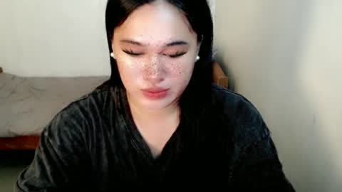 Snapshot of fairy_cuddle chatting on 06-19-26, 09:18 call me shanaia online show from 06-19-26, 09:18