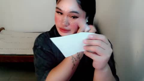 Snapshot of fairy_cuddle chatting on 06-21-26, 06:21 call me shanaia online show from 06-21-26, 06:21