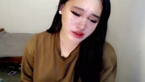 Snapshot of fairy_cuddle chatting on 06-24-26, 04:33 call me shanaia online show from 06-24-26, 04:33
