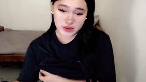 Snapshot of fairy_cuddle chatting on 06-27-26, 06:07 call me shanaia online show from 06-27-26, 06:07