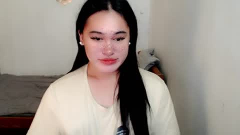 Snapshot of fairy_cuddle chatting on 06-28-26, 04:46 call me shanaia online show from 06-28-26, 04:46