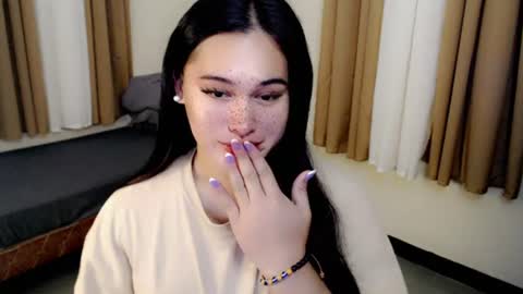 Snapshot of fairy_cuddle chatting on 07-23-26, 07:39 call me shanaia online show from 07-23-26, 07:39