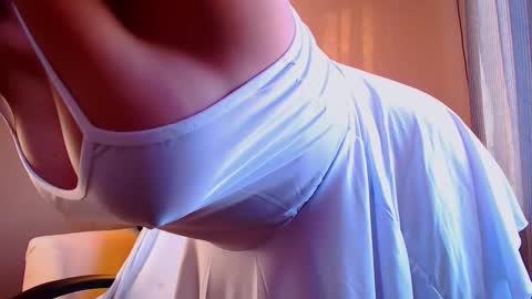 Elli  online show from 10-06-25, 02:14