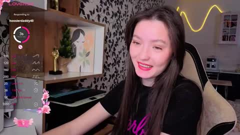 Snapshot of fairy_m00n_ chatting on 03-12-26, 04:18 Fairy m00n online show from 03-12-26, 04:18