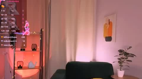 Tara online show from 04-18-26, 07:58