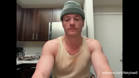 Snapshot of fairybae5 chatting on 05-07-26, 03:45 Travis online show from 05-07-26, 03:45