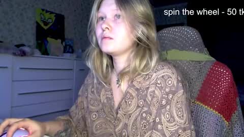 Arisha online show from 10-23-25, 02:27