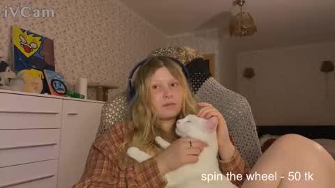 Arisha online show from 11-13-25, 10:52