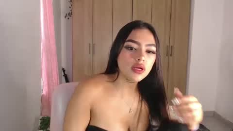 fairylatin online show from 02-05-25, 10:33