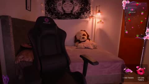 Fairy Lily online show from 04-17-26, 08:12