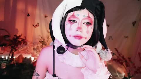 Snapshot of fairywhore chatting on 05-19-26, 03:24 Jackie Cosplayer online show from 05-19-26, 03:24