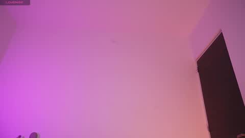 Snapshot of fairyyy1 chatting on 09-14-25, 05:50 Sara REMEMBER TO LEAVE A THUMB UP online show from 09-14-25, 05:50