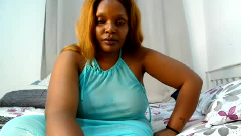 Snapshot of faithokoyo480 chatting on 06-14-26, 06:32 raysa4421 online show from 06-14-26, 06:32