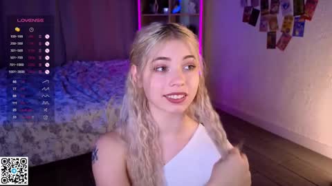 Emilia online show from 02-23-25, 10:28