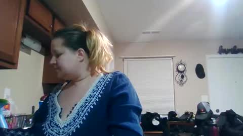 Snapshot of fall_flowers96 chatting on 03-20-26, 03:55 fall_flowers96 online show from 03-20-26, 03:55