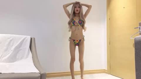 Miya online show from 09-25-25, 02:15