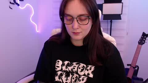 Snapshot of fallenag__ chatting on 05-25-26, 04:51 OF fallenag 1 online show from 05-25-26, 04:51