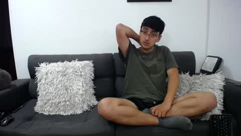 FallGays online show from 01-07-25, 02:10