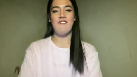 Snapshot of fallon_empress chatting on 09-18-25, 09:17 callmecindy online show from 09-18-25, 09:17