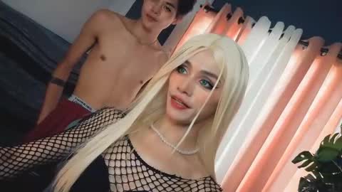 Alexandra x Alexandro online show from 10-02-25, 02:07