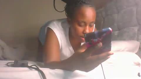 Snapshot of famous_bear chatting on 03-11-26, 05:02 famous_bear online show from 03-11-26, 05:02