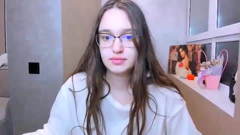 Snapshot of fancy_bunny chatting on 02-19-26, 07:32 fancy bunny online show from 02-19-26, 07:32