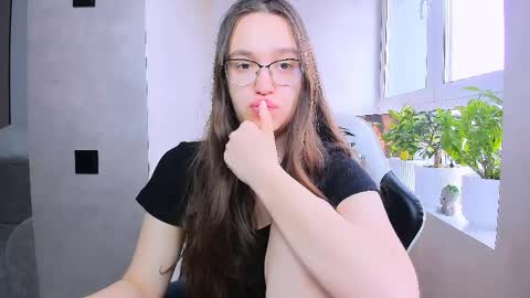 fancy bunny online show from 04-23-26, 07:09