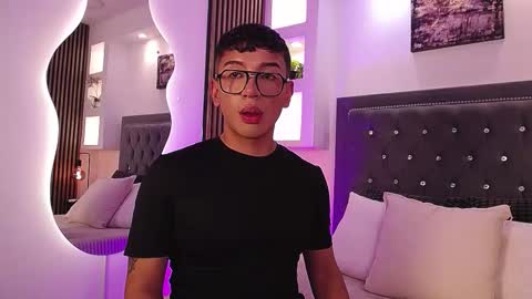 FANCY online show from 02-18-26, 03:24